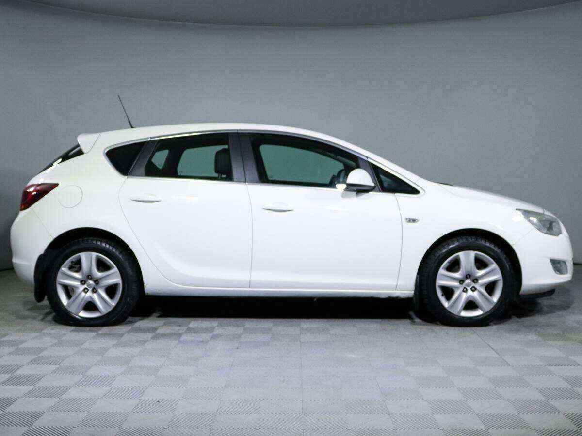 Купить Opel Astra, 2012, 160 000 км, фото №4