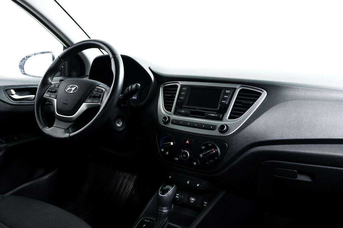 Купить Hyundai Solaris, 2019, 58 063 км, фото №9