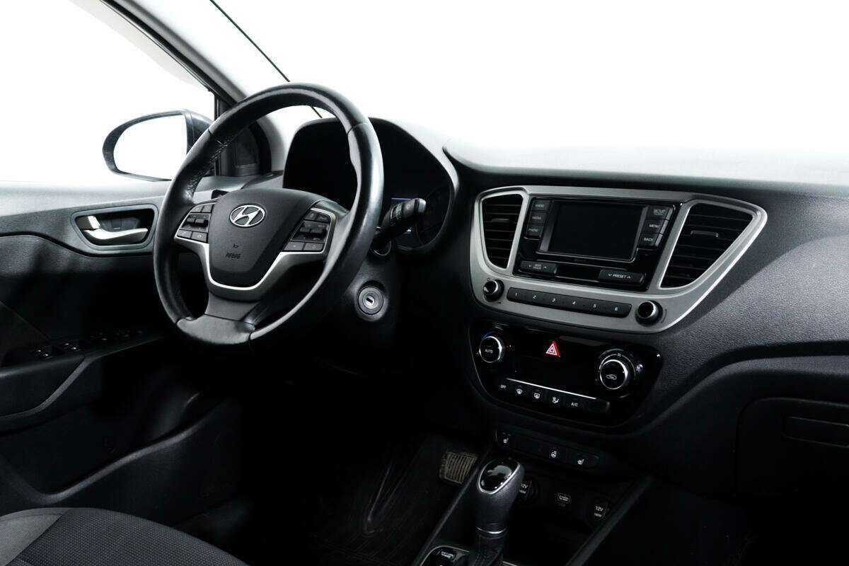 Купить Hyundai Solaris, 2019, 69 000 км, фото №9