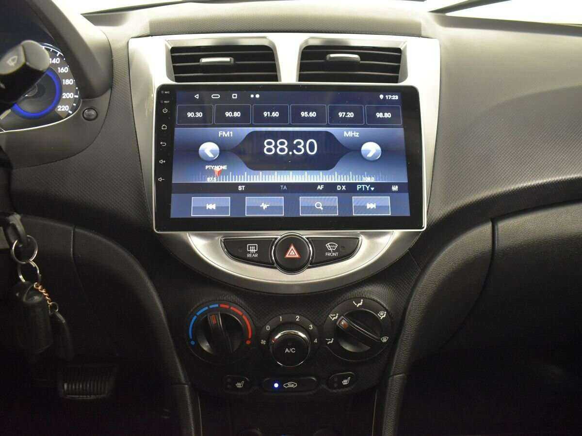 Купить Hyundai Solaris, 2012, 103 331 км, фото №12