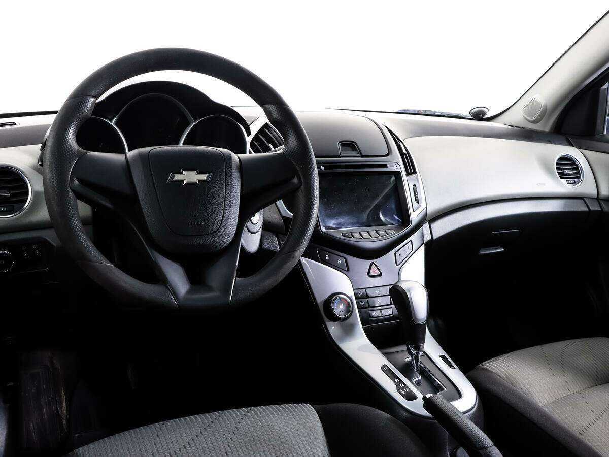 Купить Chevrolet Cruze, 2013, 129 635 км, фото №11