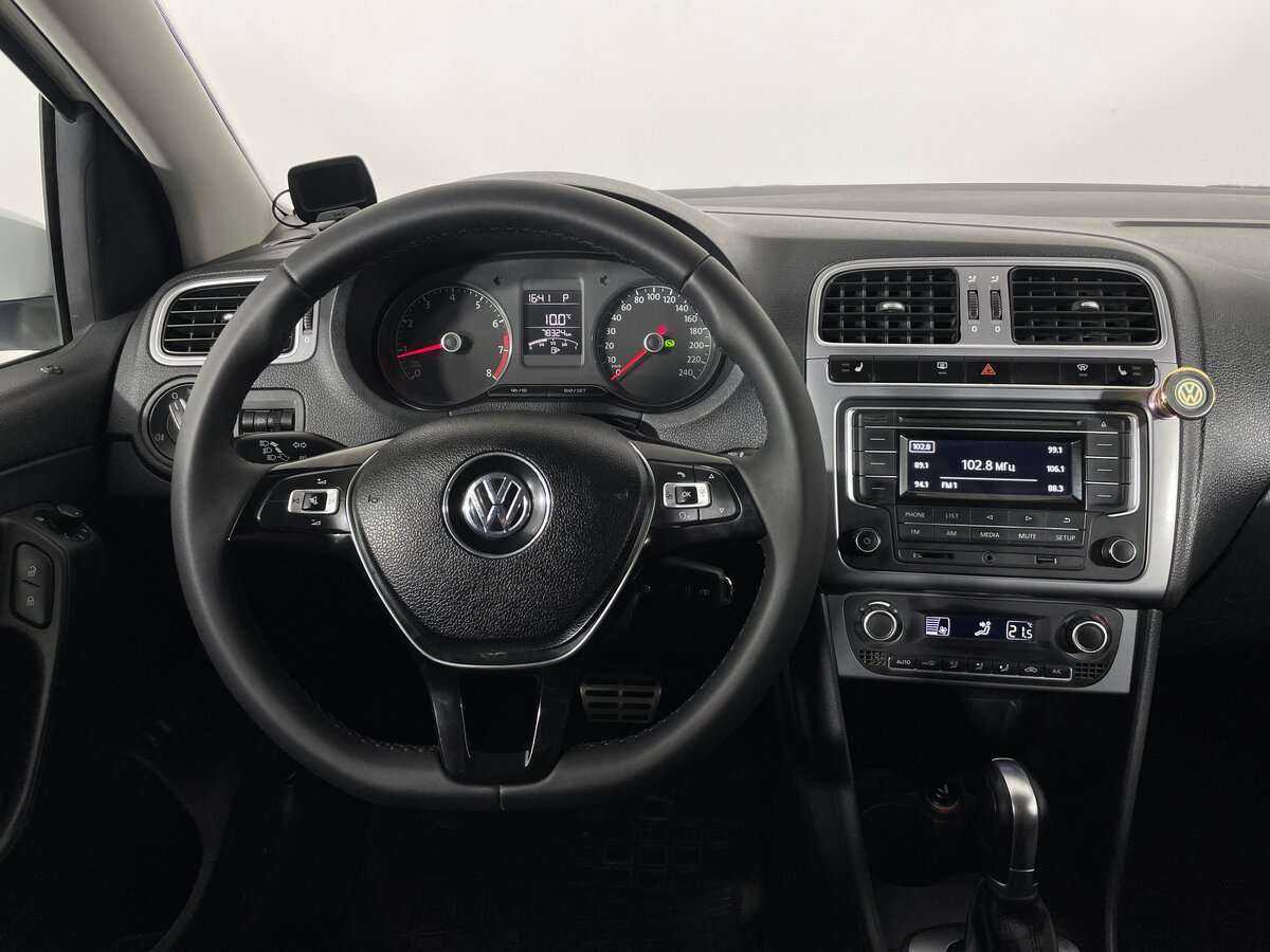 Купить Volkswagen Polo, 2016, 78 324 км, фото №10