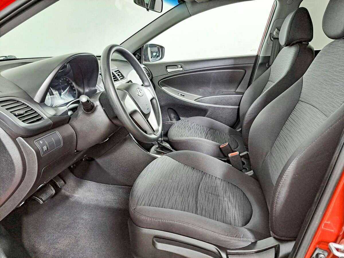 Купить Hyundai Solaris, 2016, 75 054 км, фото №14