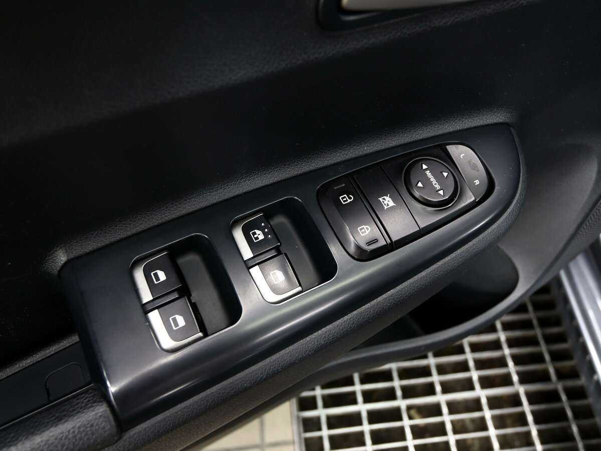 Купить Kia Rio, 2018, 101 000 км, фото №16