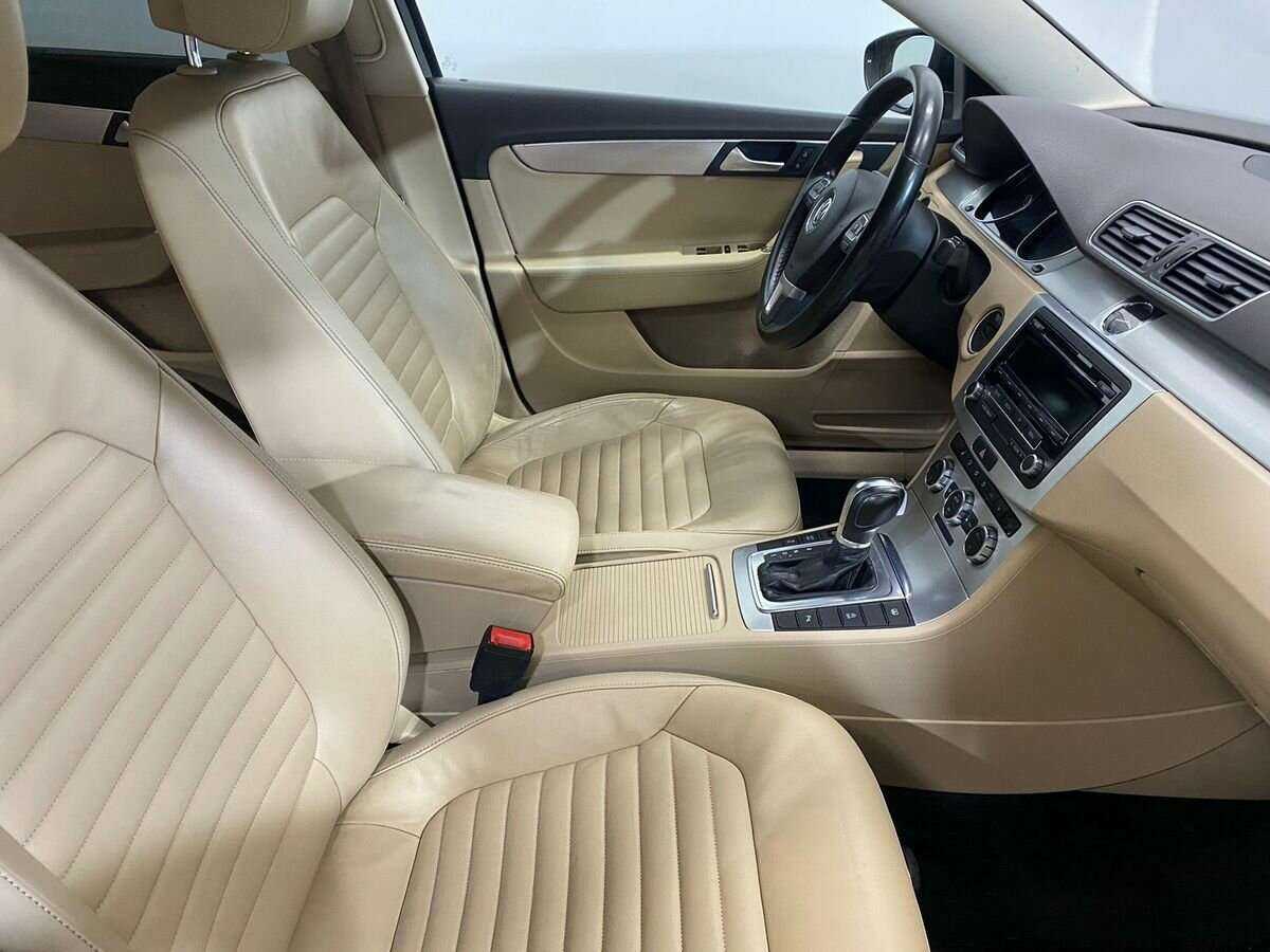 Купить Volkswagen Passat, 2012, 226 864 км, фото №12