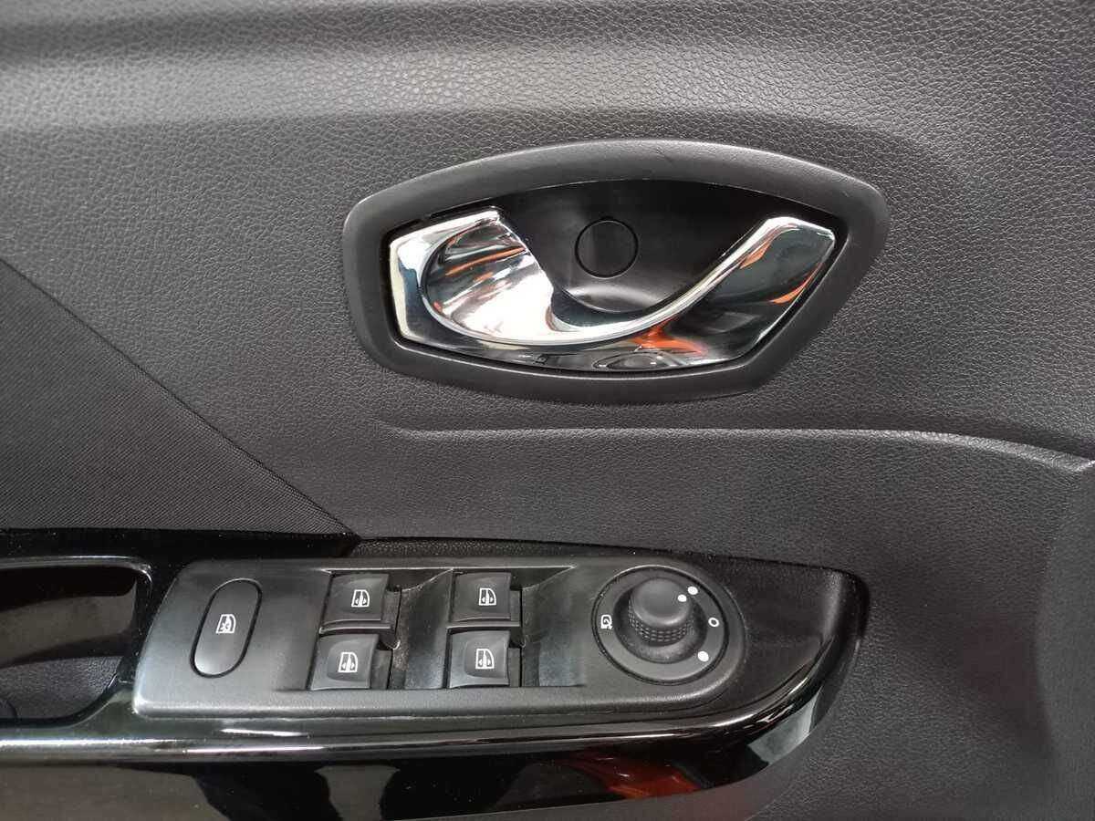 Купить Renault Kaptur, 2016, 86 922 км, фото №15