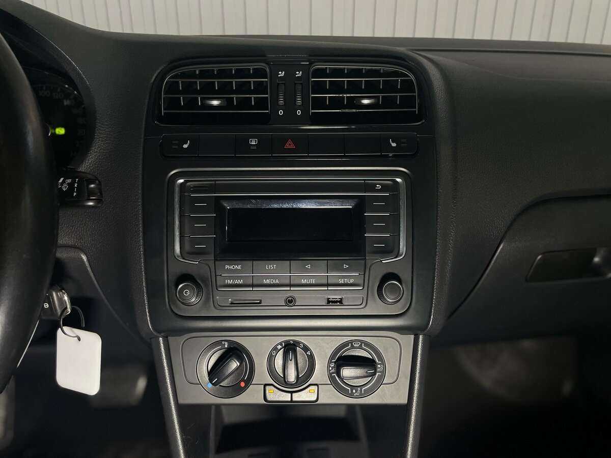 Купить Volkswagen Polo, 2017, 100 072 км, фото №16