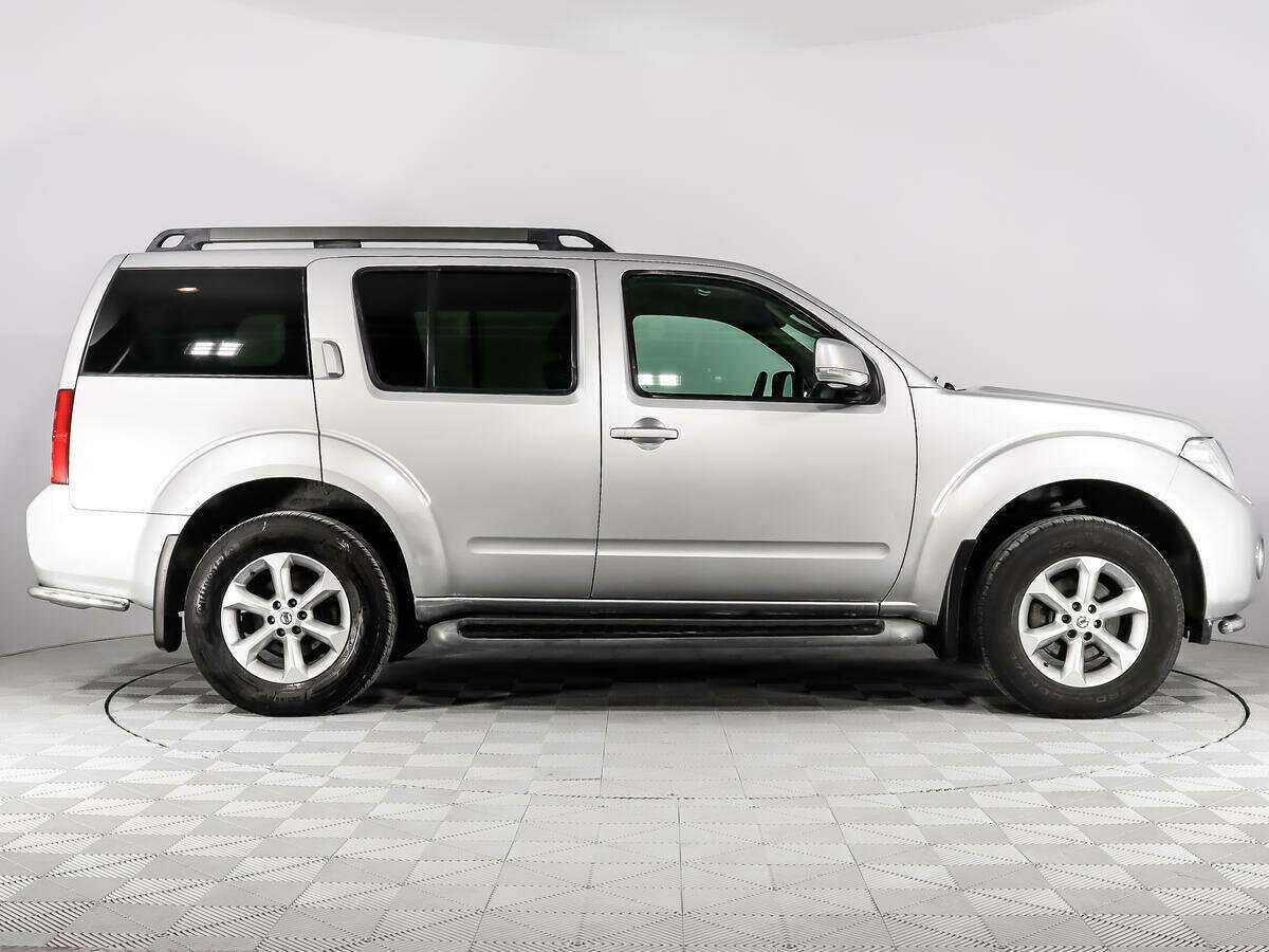 Купить Nissan Pathfinder, 2012, 108 185 км, фото №4