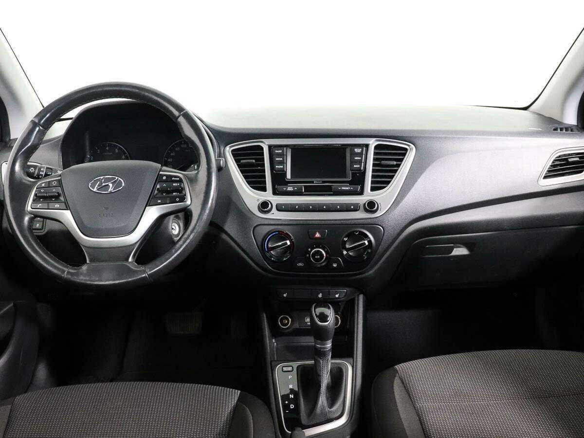Купить Hyundai Solaris, 2019, 39 440 км, фото №10