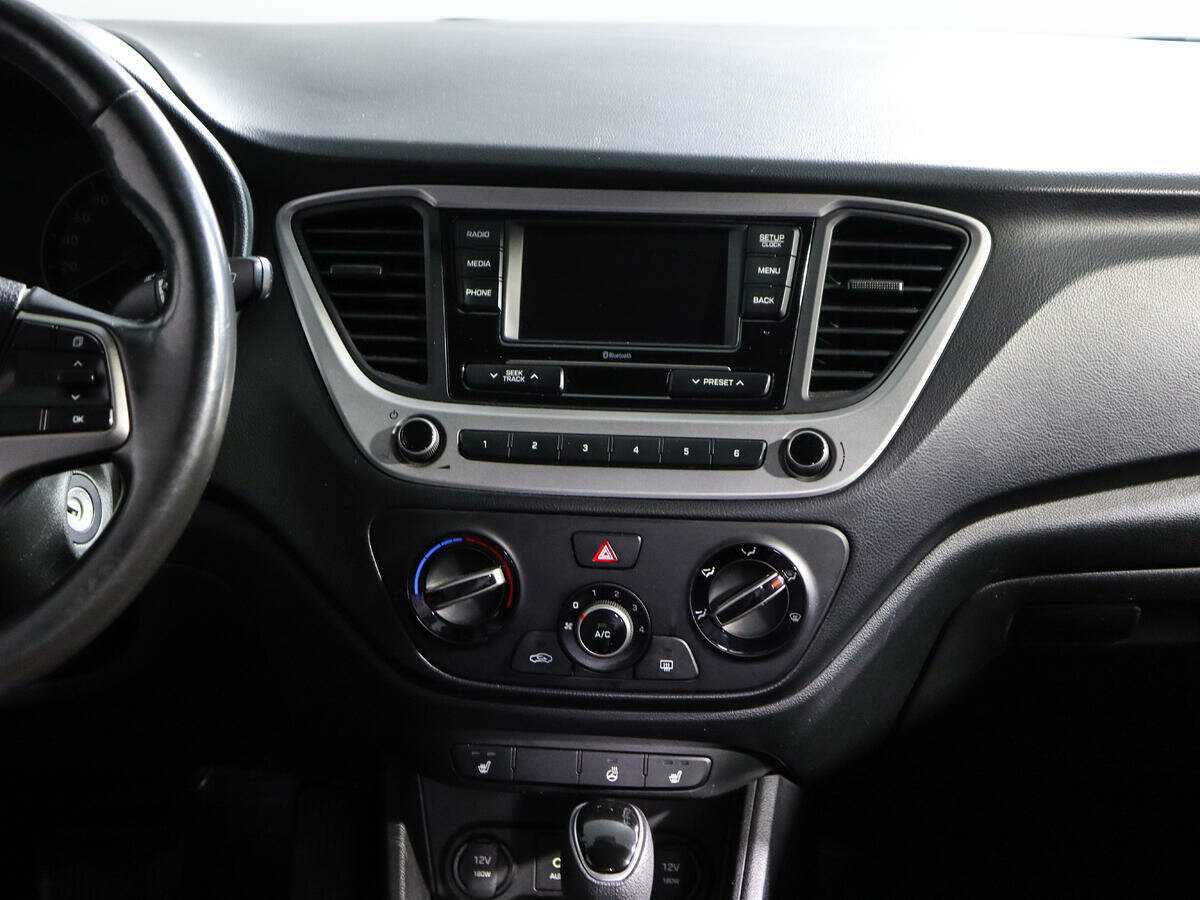 Купить Hyundai Solaris, 2017, 91 000 км, фото №11