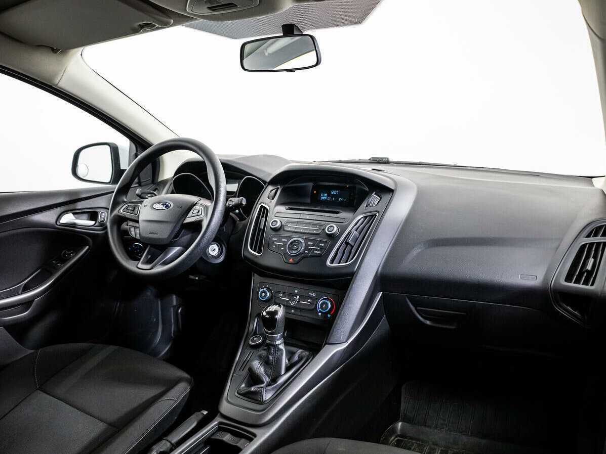 Купить Ford Focus, 2017, 92 000 км, фото №9