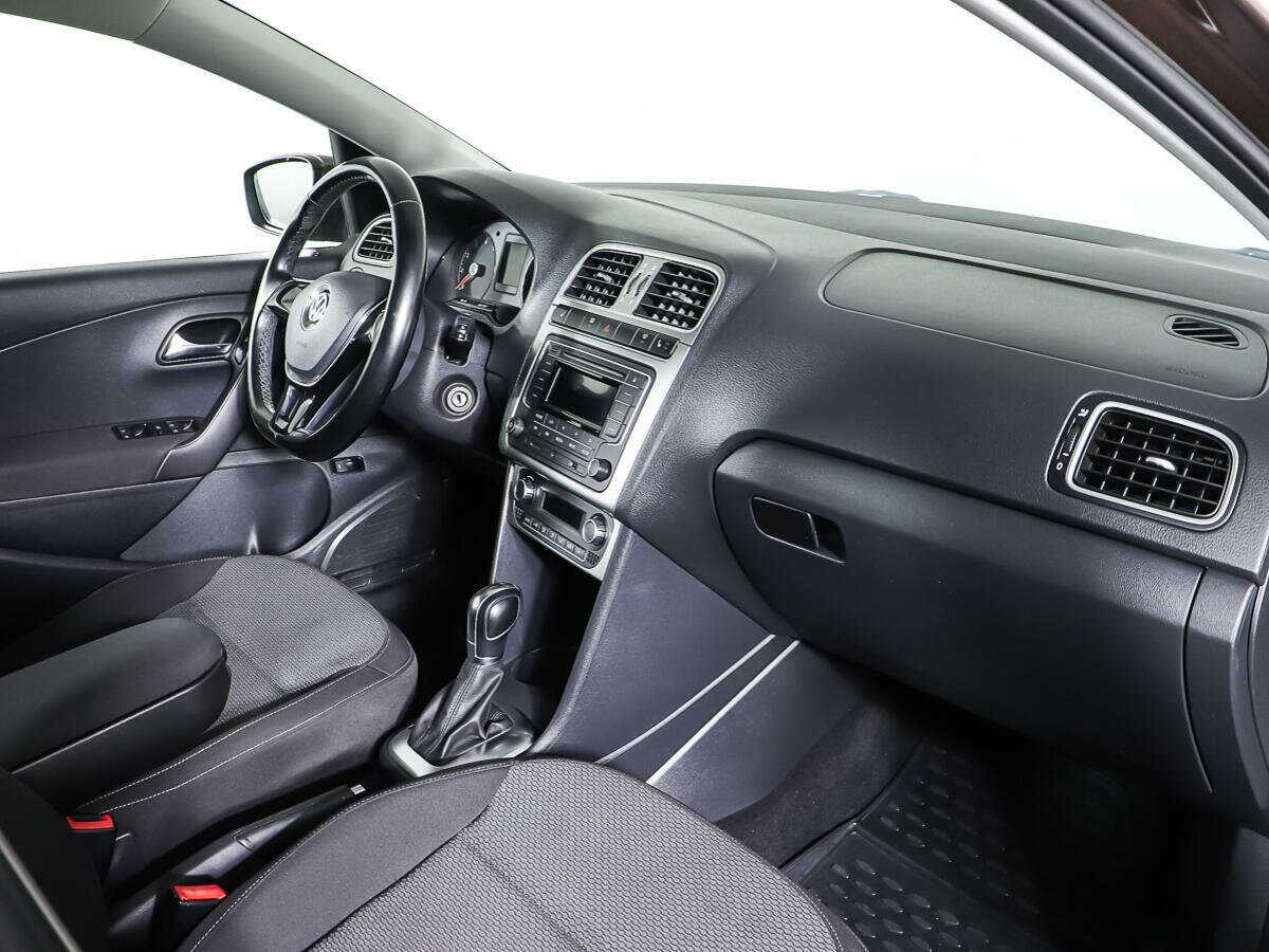 Купить Volkswagen Polo, 2016, 109 805 км, фото №9