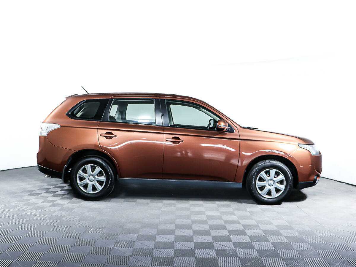 Купить Mitsubishi Outlander, 2012, 42 436 км, фото №4