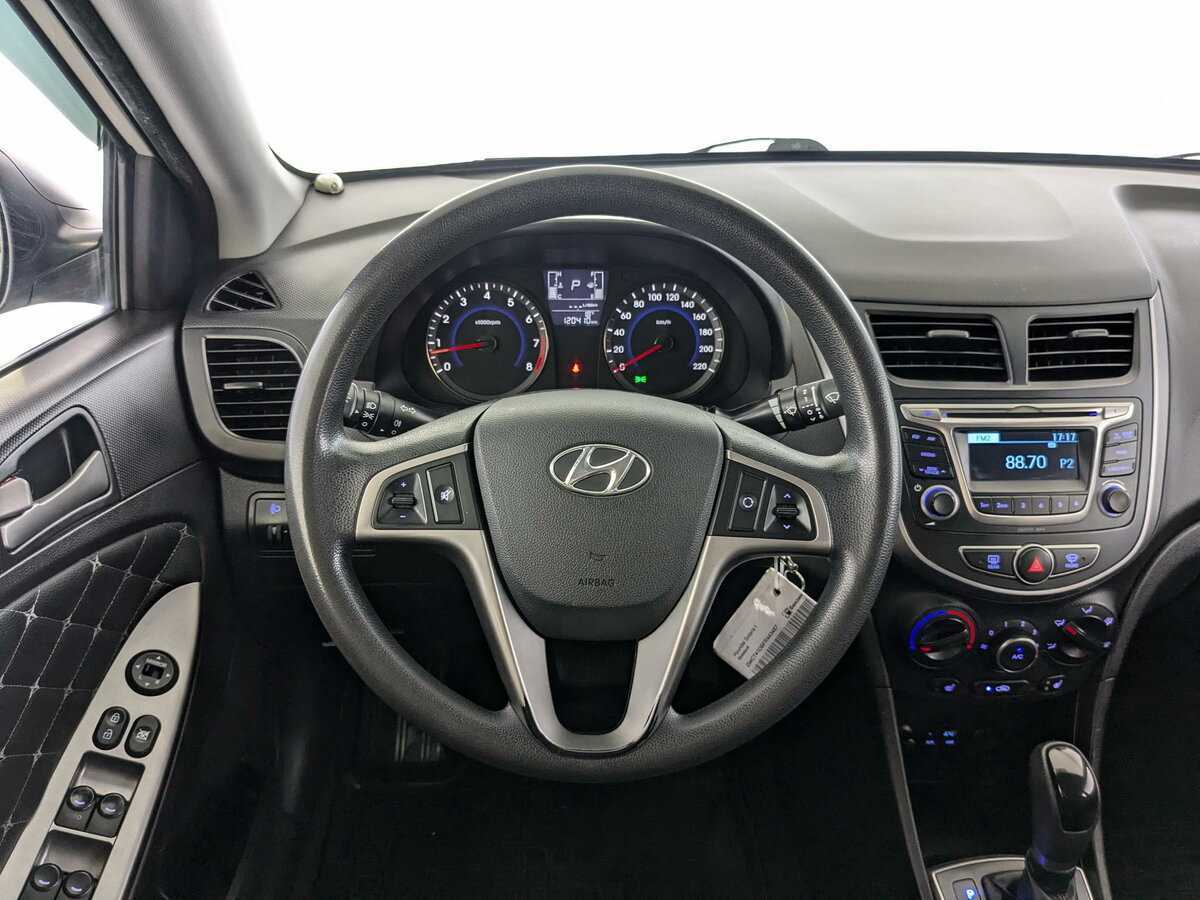 Купить Hyundai Solaris, 2015, 120 409 км, фото №17