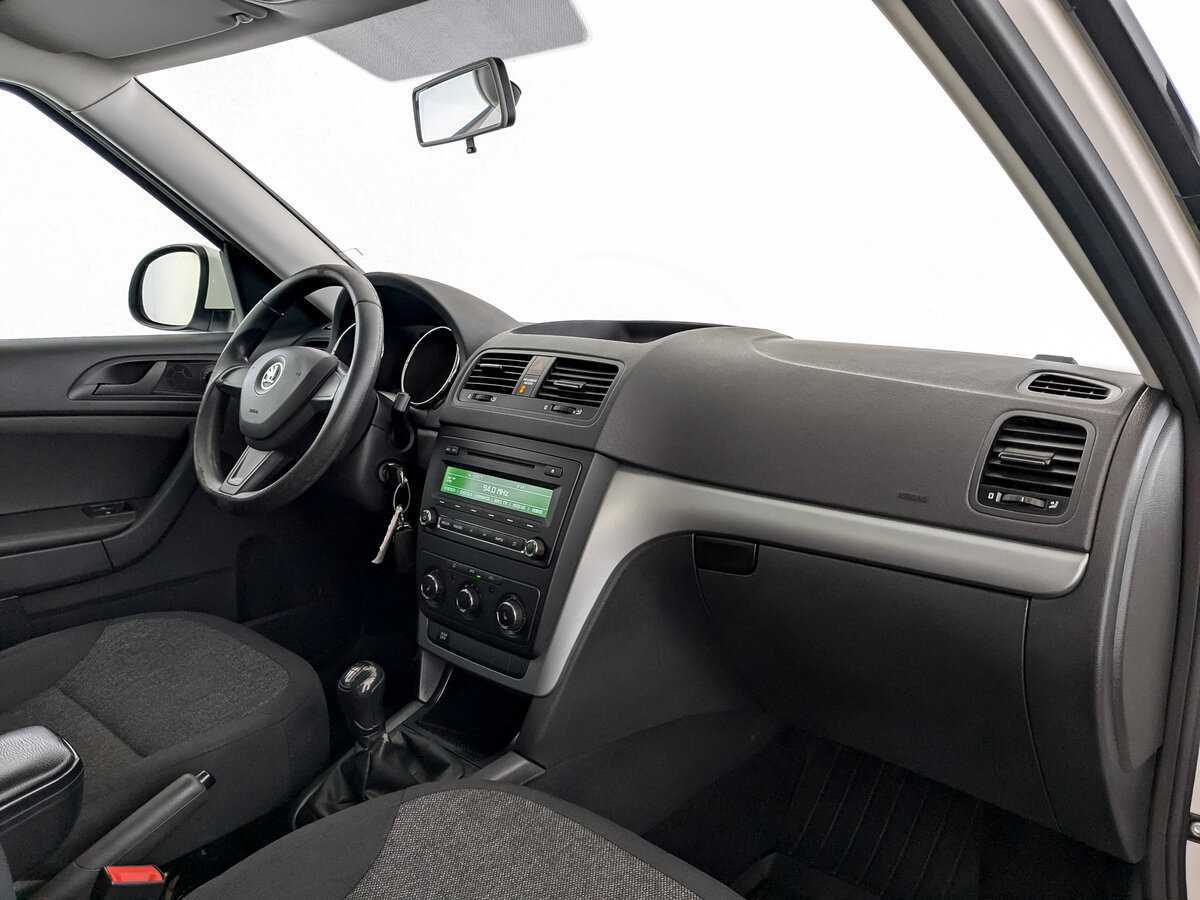 Купить Skoda Yeti, 2014, 98 108 км, фото №9