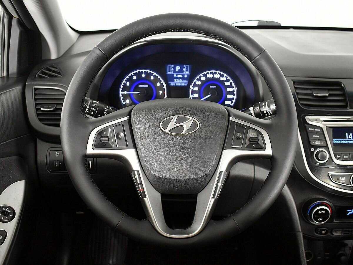 Купить Hyundai Solaris, 2015, 105 137 км, фото №11