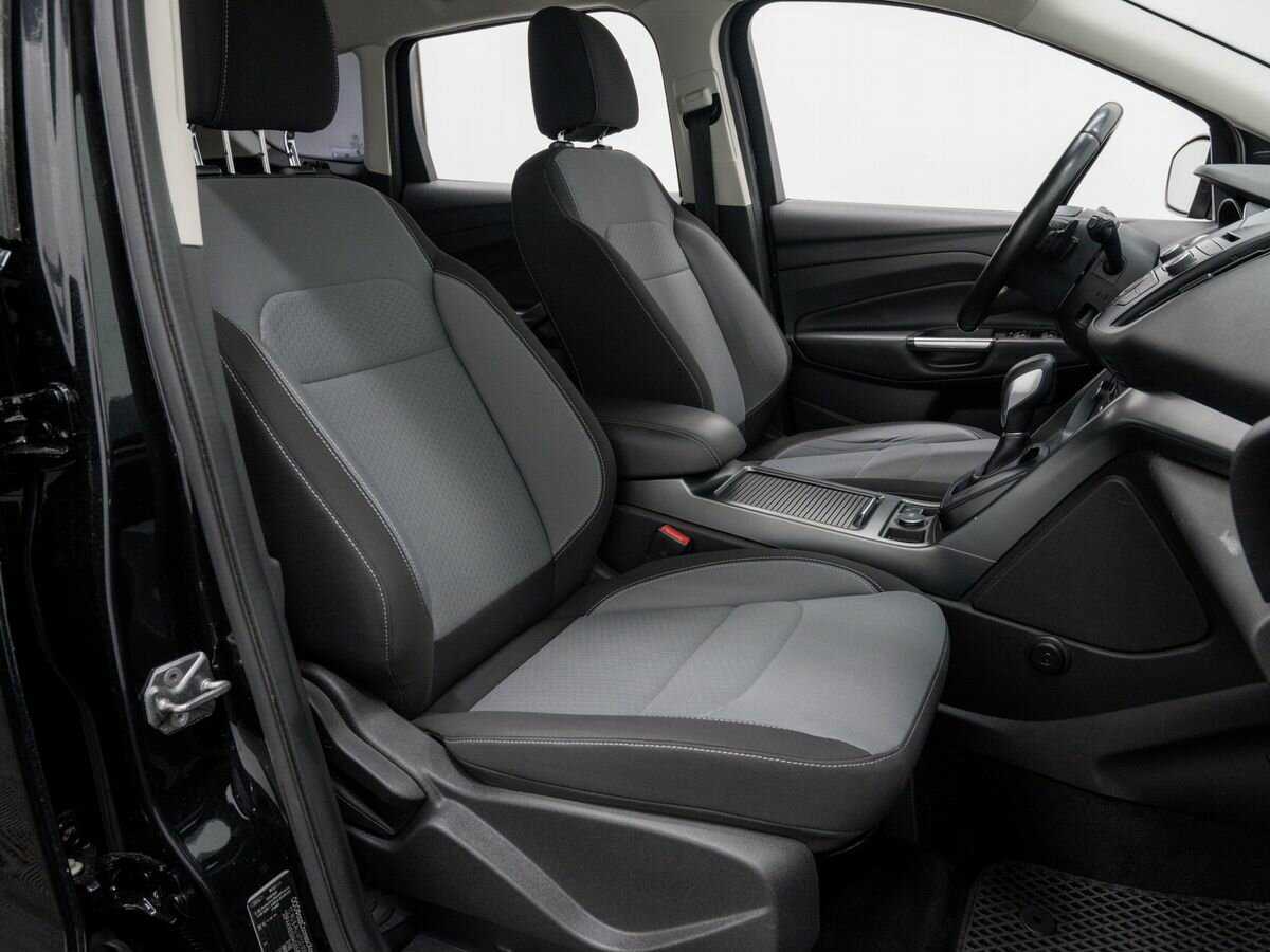 Купить Ford Kuga, 2016, 123 000 км, фото №9