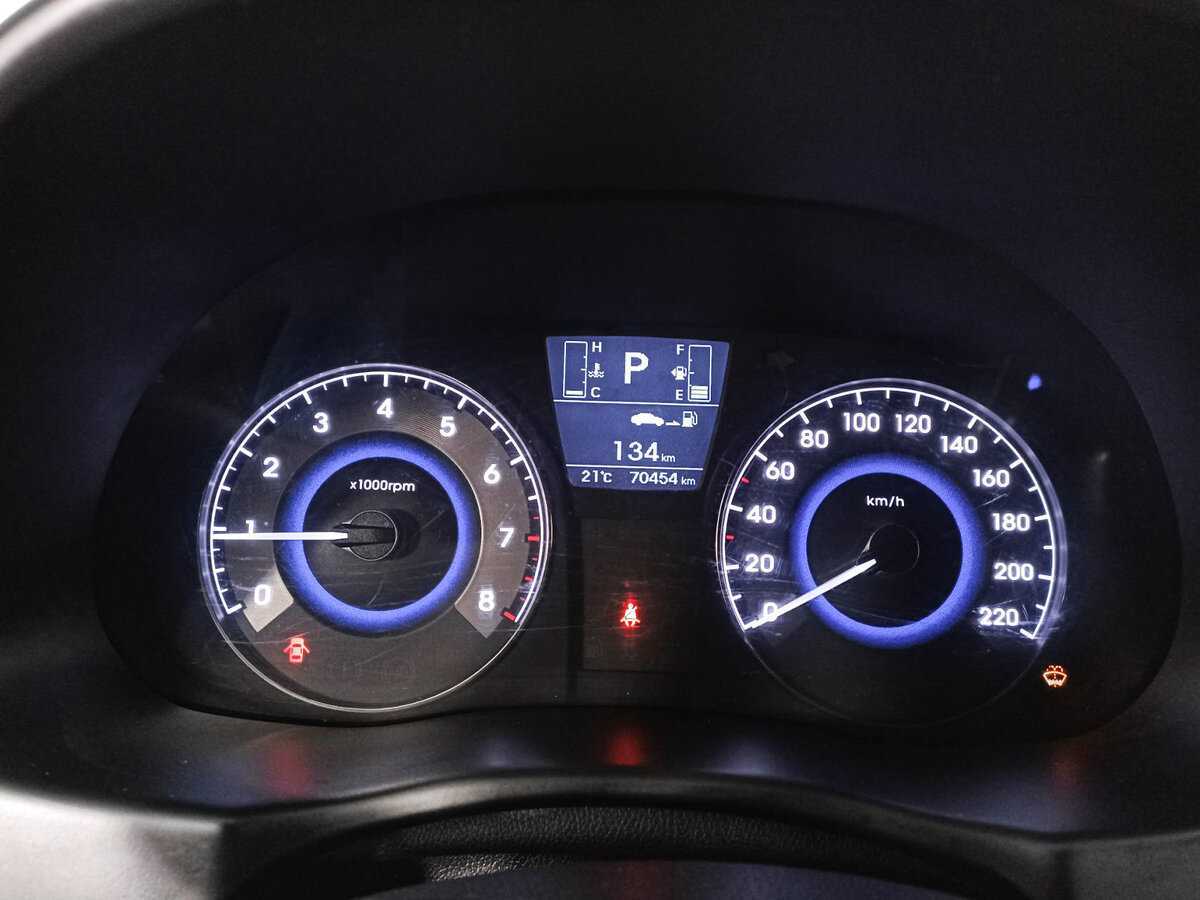 Купить Hyundai Solaris, 2015, 70 454 км, фото №10