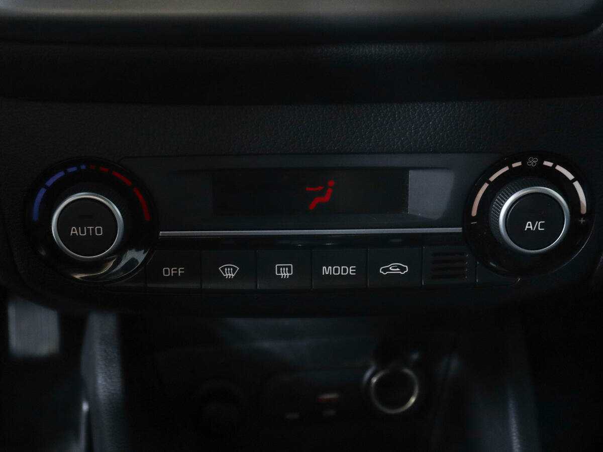 Купить Kia Rio, 2016, 143 945 км, фото №16