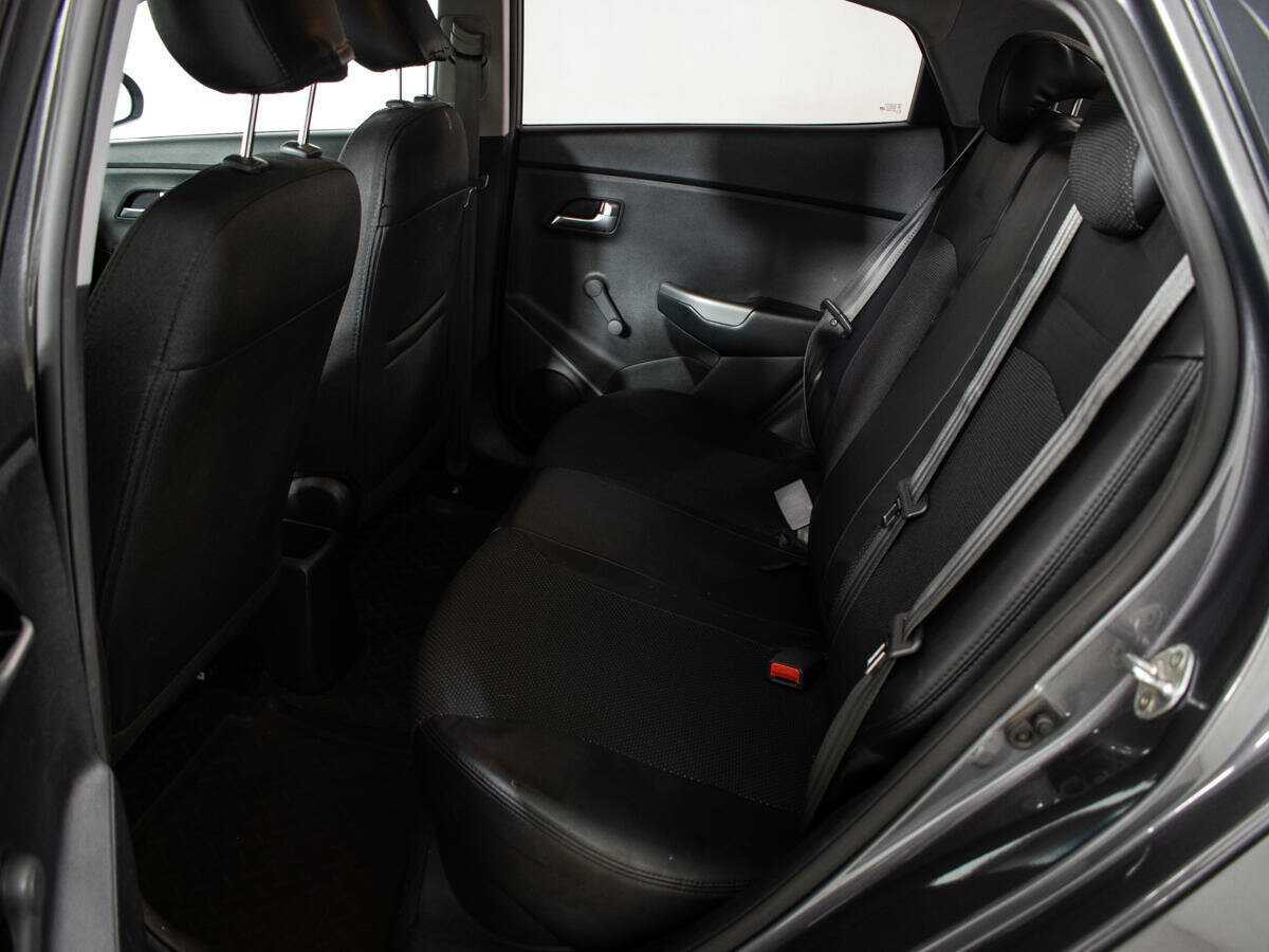 Купить Kia Rio, 2015, 133 135 км, фото №8