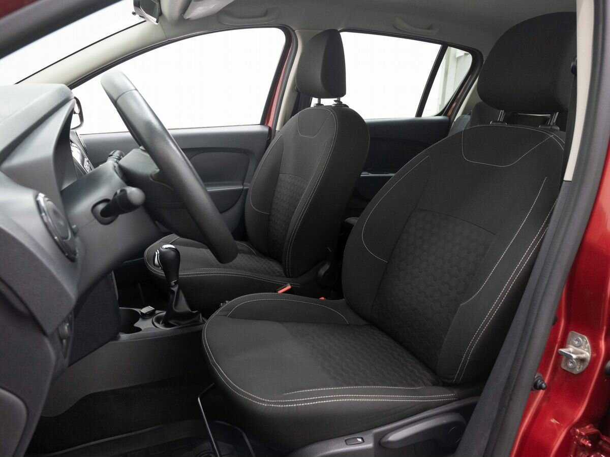 Купить Renault Sandero, 2017, 35 074 км, фото №9