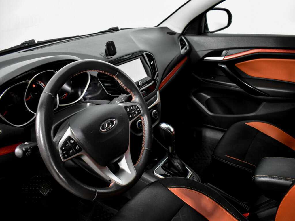 Купить Lada (ВАЗ) Vesta SW Cross, 2020, 146 480 км, фото №7