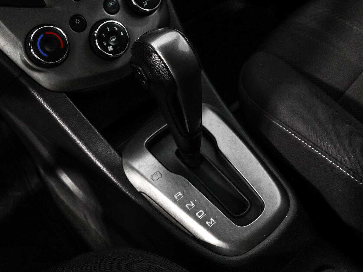 Купить Chevrolet Aveo, 2012, 145 155 км, фото №10