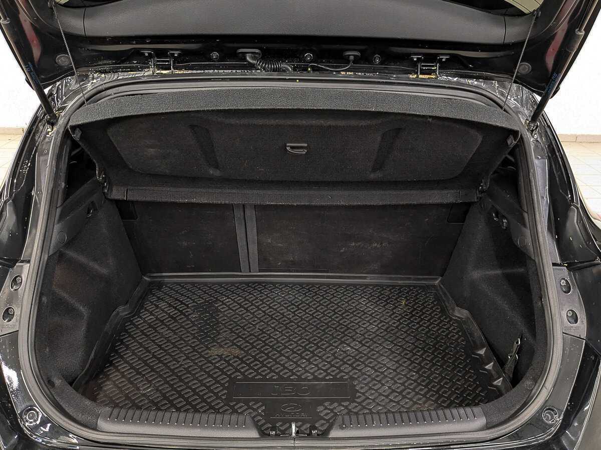 Купить Hyundai i30, 2015, 65 329 км, фото №10