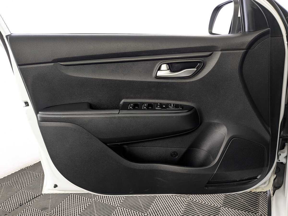 Купить Kia Rio X-Line, 2020, 172 900 км, фото №16