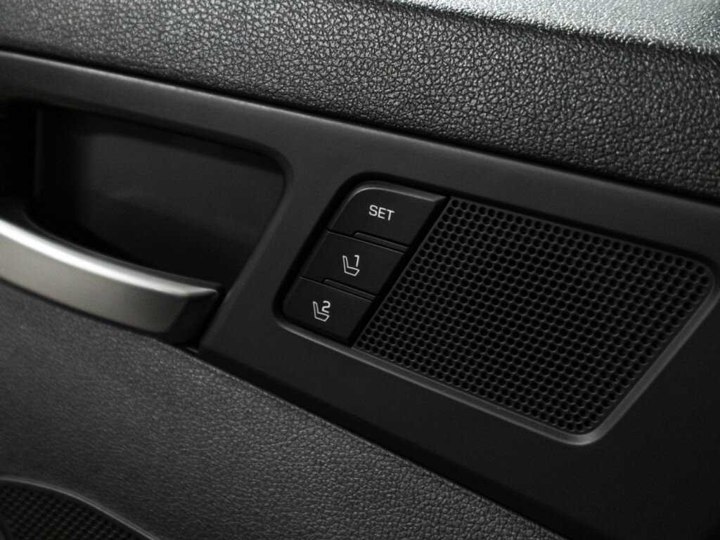 Купить Hyundai Elantra, 2019, 148 427 км, фото №17