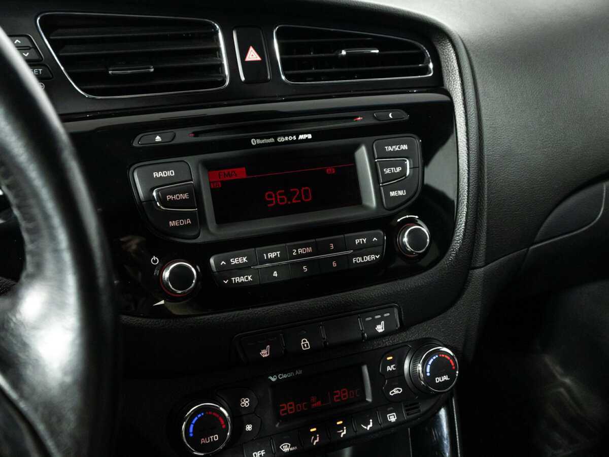 Купить Kia Ceed, 2015, 97 790 км, фото №16