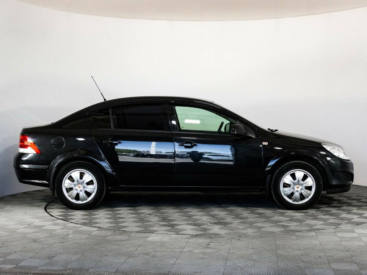 Купить Opel Astra, 2014, 181 102 км, фото №4