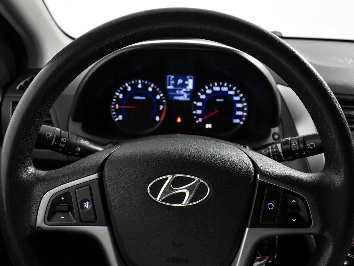 Купить Hyundai Solaris, 2015, 144 260 км, фото №16