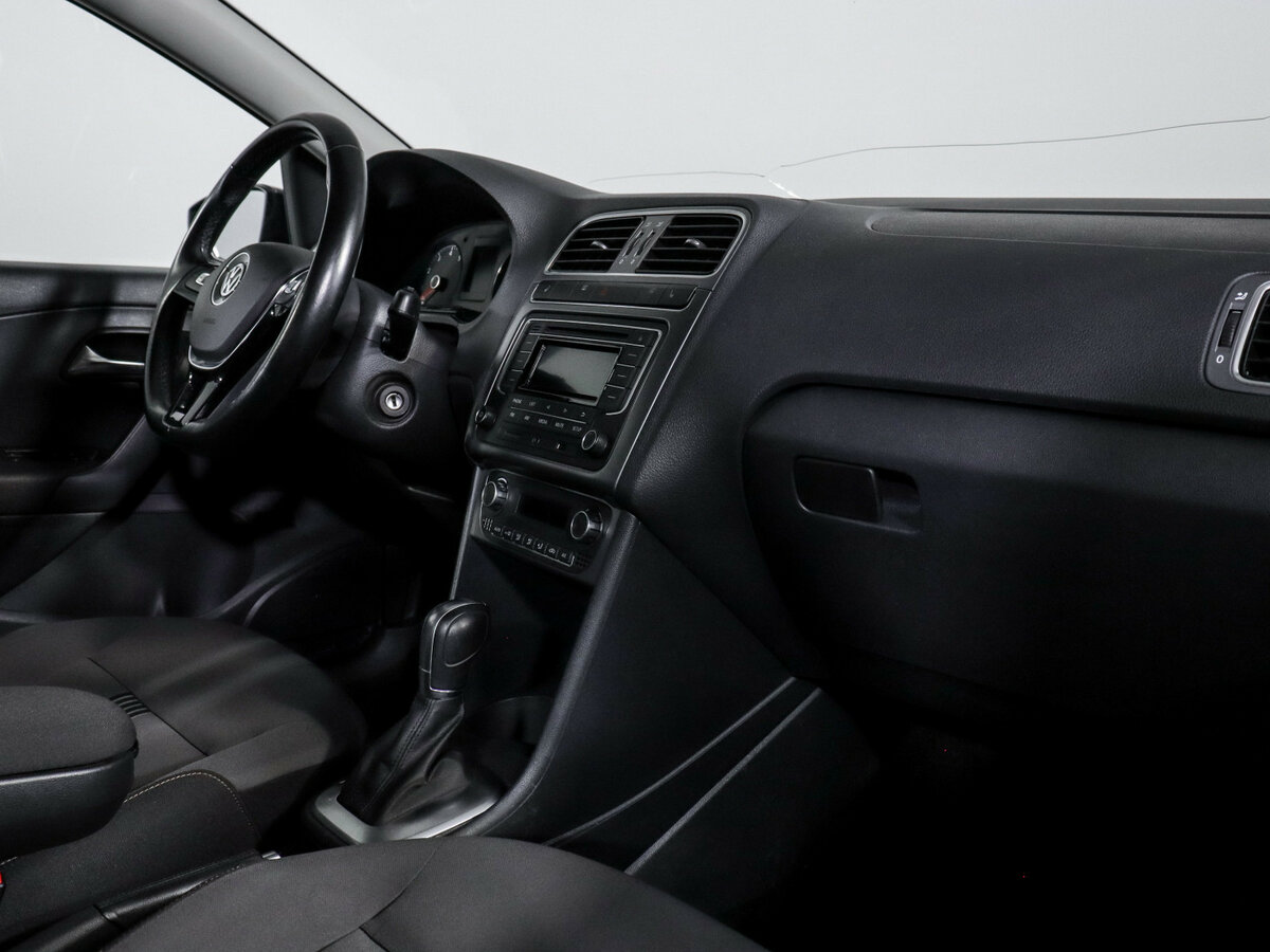 Купить Volkswagen Polo V Рестайлинг, 2016, 57 000 км, фото №7