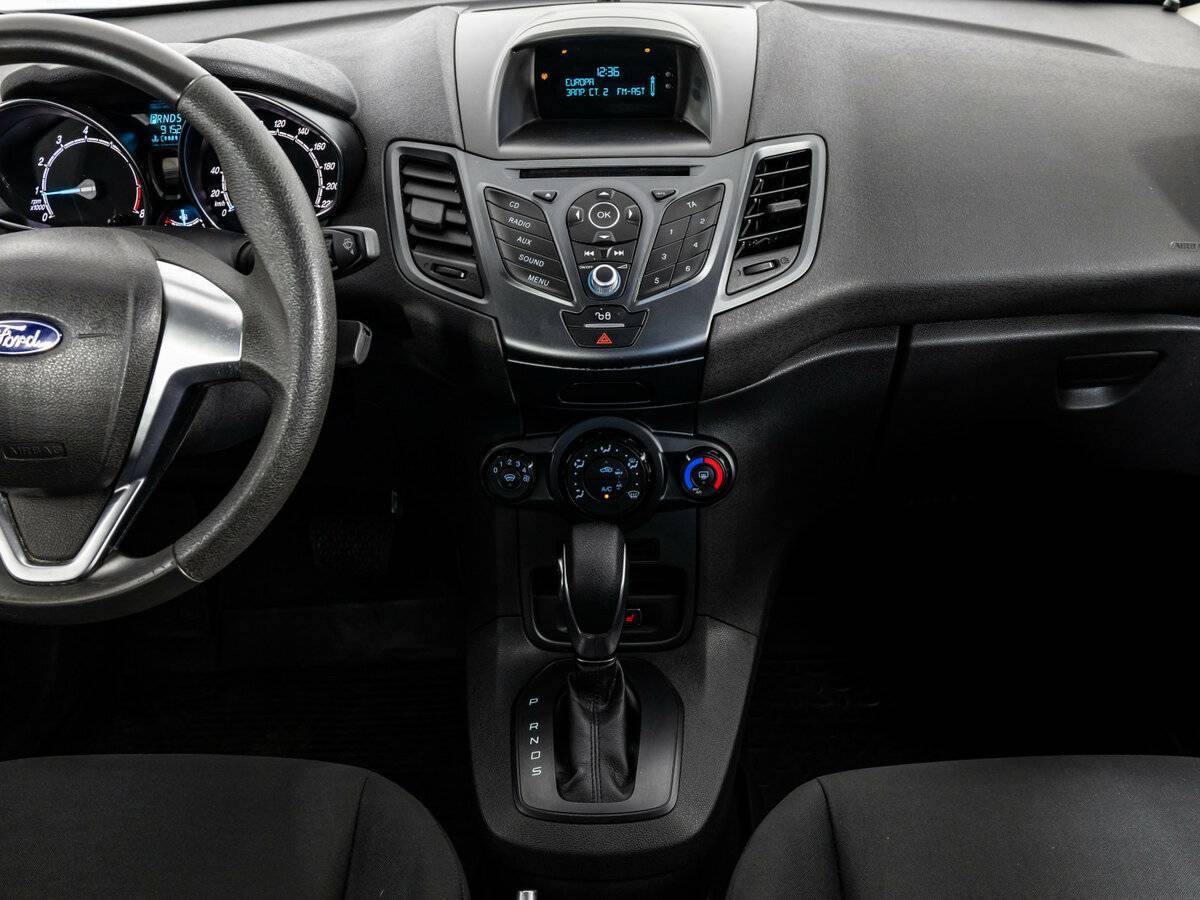 Купить Ford Fiesta Mk6 Рестайлинг, 2016, 85 502 км, фото №9