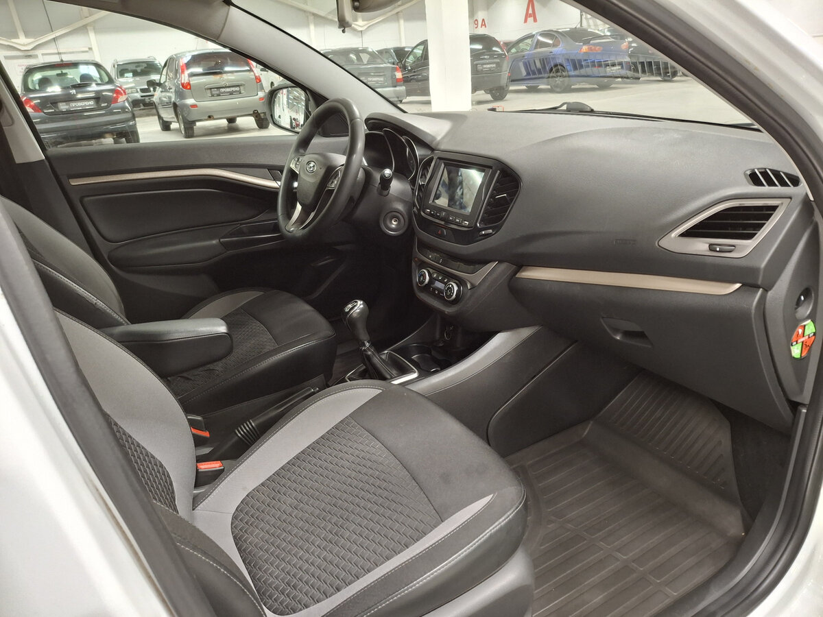 Купить Lada (ВАЗ) Vesta I, 2017, 138 786 км, фото №11