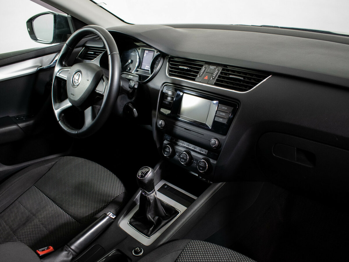 Купить Skoda Octavia III (A7), 2014, 305 000 км, фото №8